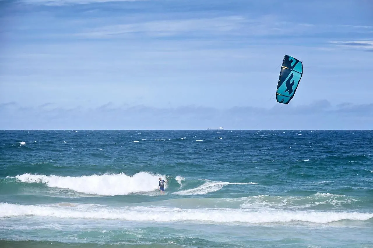 Semesterbostad Stylish, Beachside 4 B/R Dream Home - 8 Guests Zd7 Kawana Waters Australien